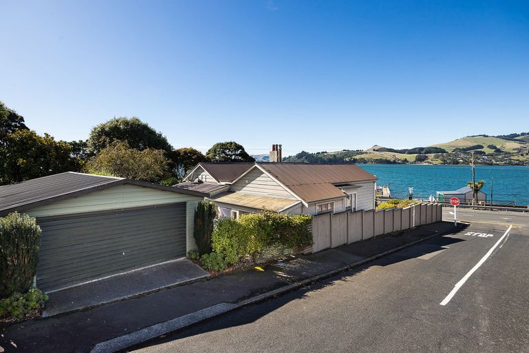 Photo of property in 20 Saint Leonards Drive, Saint Leonards, Dunedin, 9022