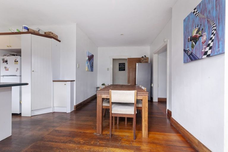 Photo of property in 1/8 Merani Street, Narrow Neck, Auckland, 0622