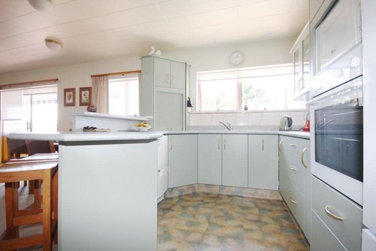 Photo of property in 522 Martyn Road, Whangamata, 3620