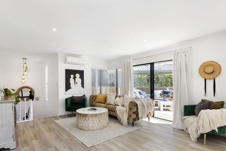 Photo of property in 2/127 Oceanbeach Road, Mount Maunganui, 3116