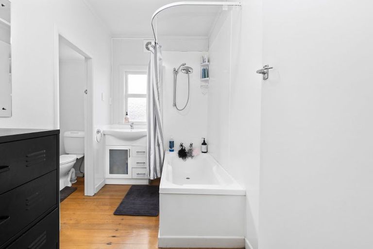 Photo of property in 12 Thornton Road, Cambridge, 3434