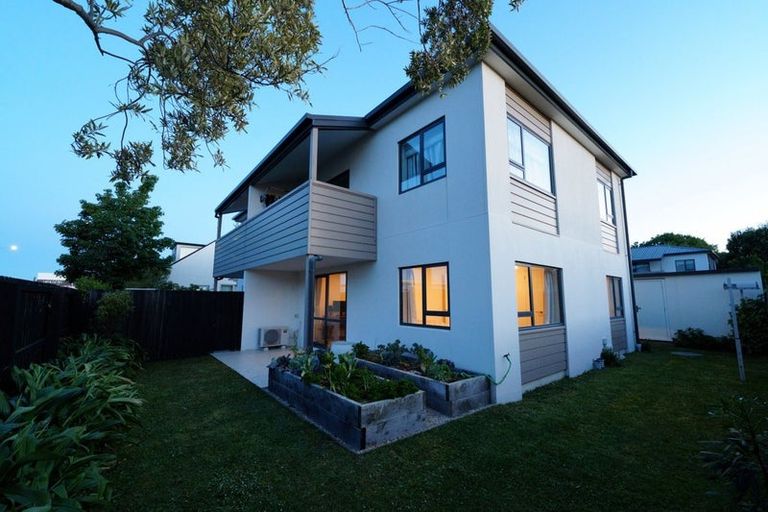 Photo of property in 80a Shakespeare Road, Waltham, Christchurch, 8023