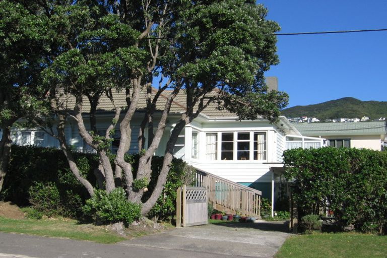 Photo of property in 21 Atua Street, Johnsonville, Wellington, 6037