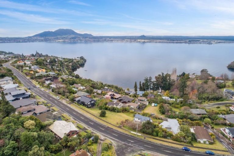 Photo of property in 89 Wakeman Road, Acacia Bay, Taupo, 3330