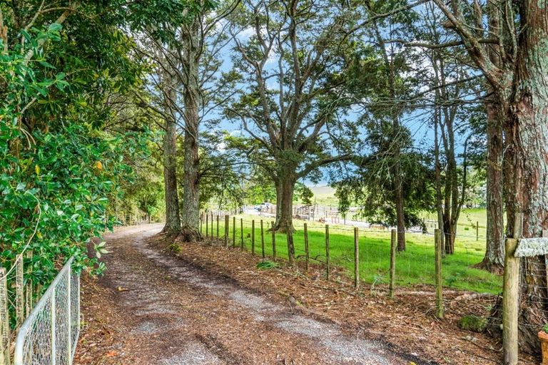 Photo of property in 206 Bint Road, Maungakaramea, Whangarei, 0178