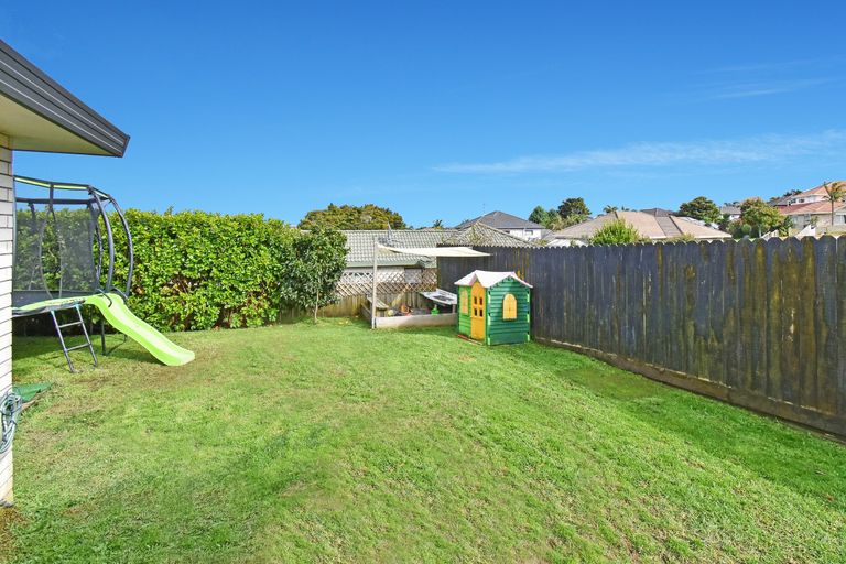 Photo of property in 8 Wairere Road, The Gardens, Auckland, 2105