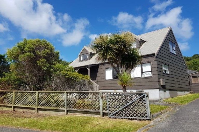 Photo of property in 105 Ayton Drive, Whitby, Porirua, 5024