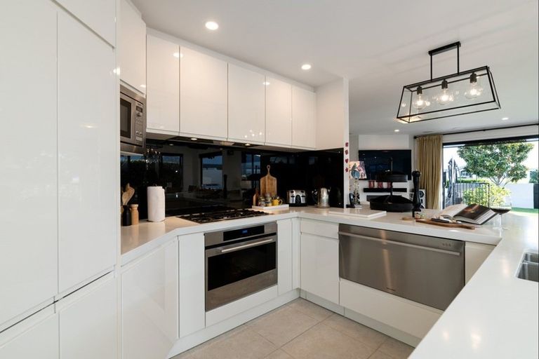 Photo of property in 6 Palazzo Drive, Papamoa Beach, Papamoa, 3118