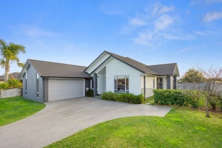 Photo of property in 13 Bentley Rise, Flagstaff, Hamilton, 3210