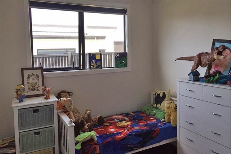 Photo of property in 4 Pennycook Place, Lake Hawea, Wanaka, 9382