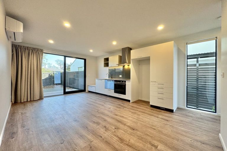 Photo of property in 4/231 Marine Parade, New Brighton, Christchurch, 8061