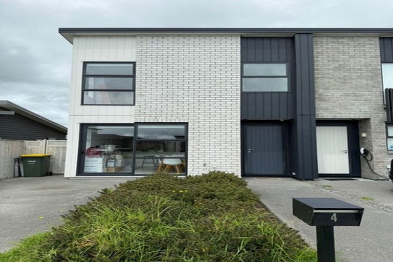 Photo of property in 4 Te Mura Crescent, Takanini, 2112