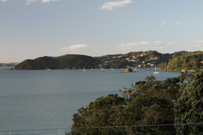 Photo of property in 18b Kaha Place, Russell, 0272