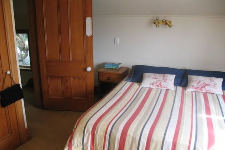 Photo of property in 11 Cottleville Terrace, Thorndon, Wellington, 6011