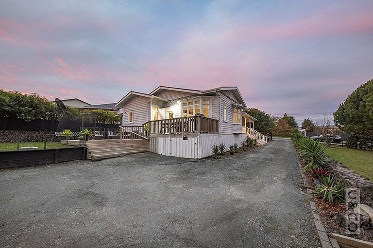 Photo of property in 30-32 Great North Road, Riverhead, 0820