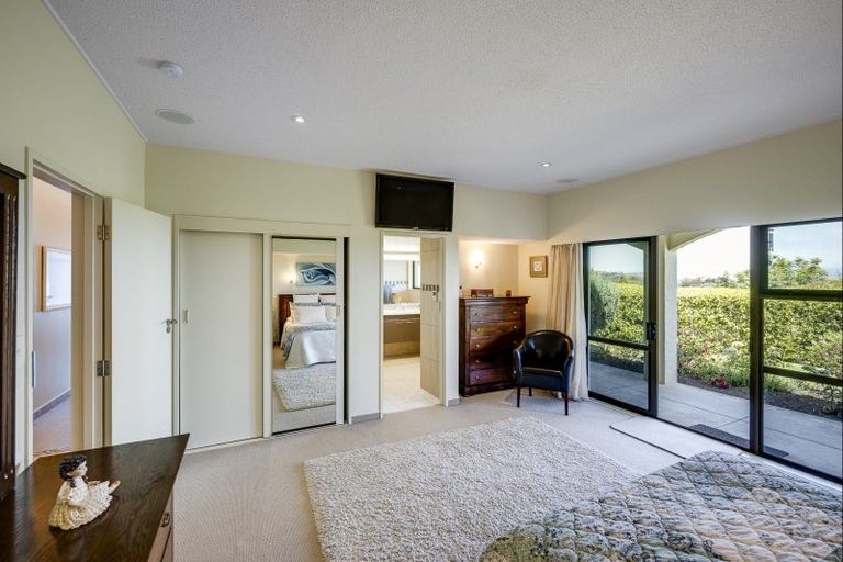 Photo of property in 154 Te Mata Peak Road, Havelock North, 4130