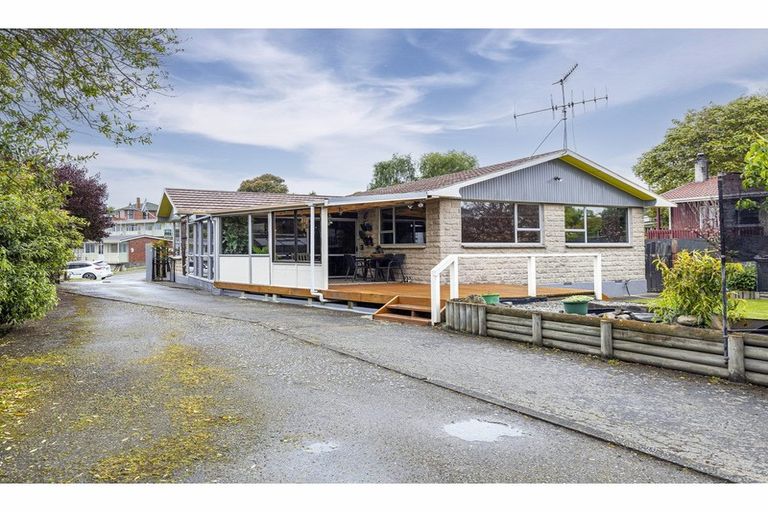 Photo of property in 6 Clyde Carr Crescent, Waimataitai, Timaru, 7910