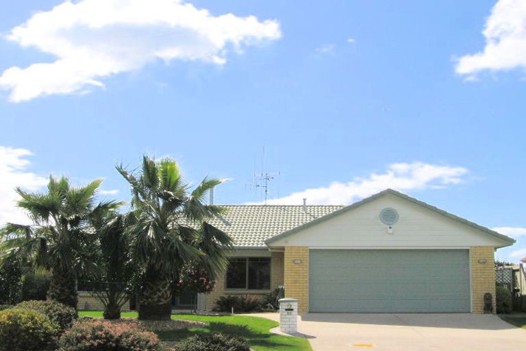 Photo of property in 23 Lavender Place, Papamoa Beach, Papamoa, 3118