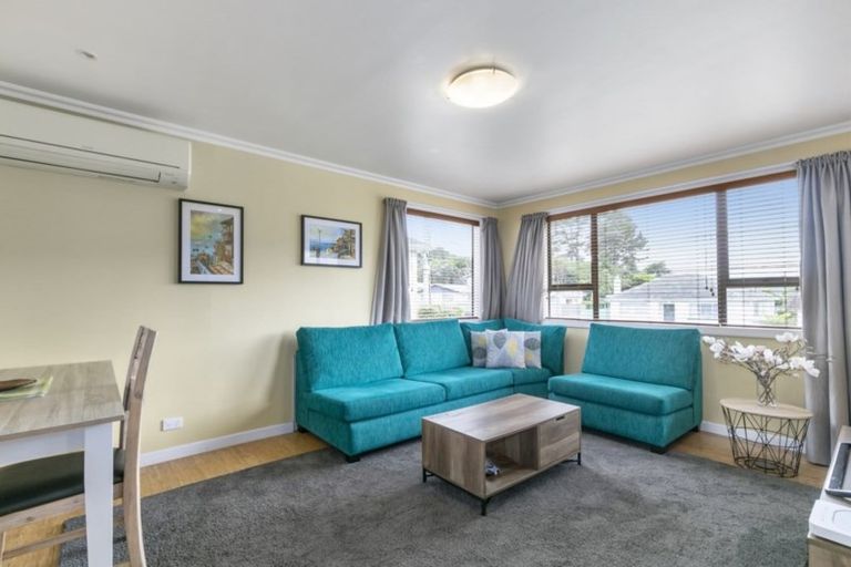 Photo of property in 17 Mcgowan Road, Wainuiomata, Lower Hutt, 5014