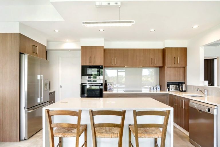 Photo of property in 10 Cochrane Drive, Kerikeri, 0230