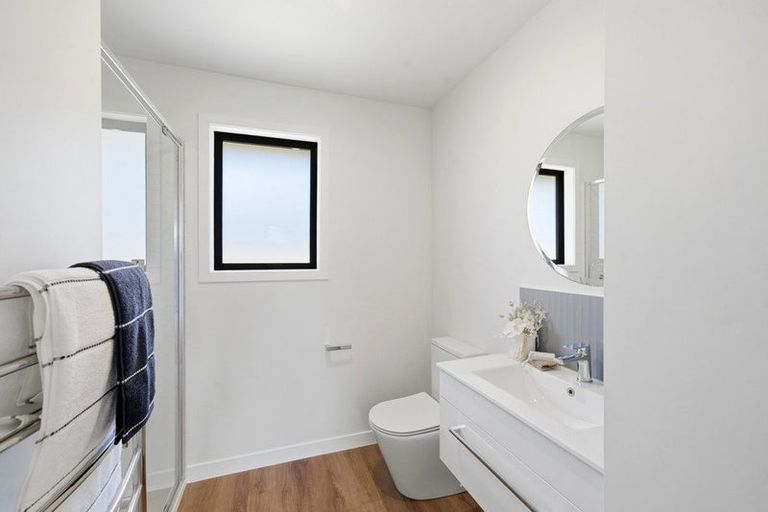 Photo of property in 5a Betwin Avenue, Sockburn, Christchurch, 8042