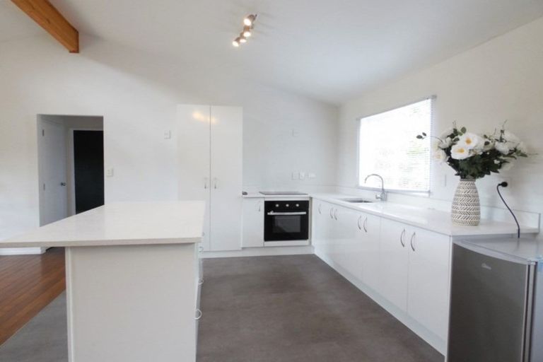 Photo of property in 4 Carillon Place, Massey, Auckland, 0614