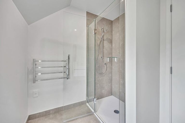 Photo of property in 10/17 Ambler Avenue, Glen Eden, Auckland, 0602