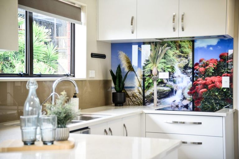 Photo of property in 16 Glendale Drive, Dinsdale, Hamilton, 3204