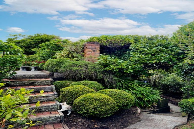 Photo of property in 52 Central Terrace, Kelburn, Wellington, 6012