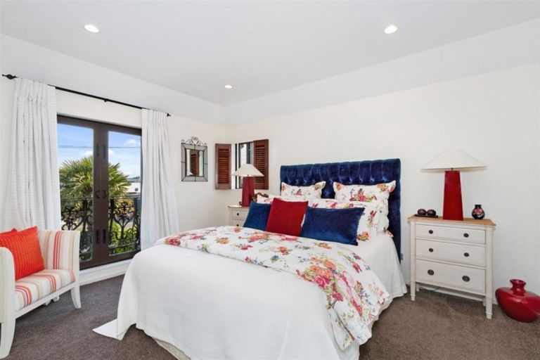 Photo of property in 24 Taylors Avenue, Bryndwr, Christchurch, 8052