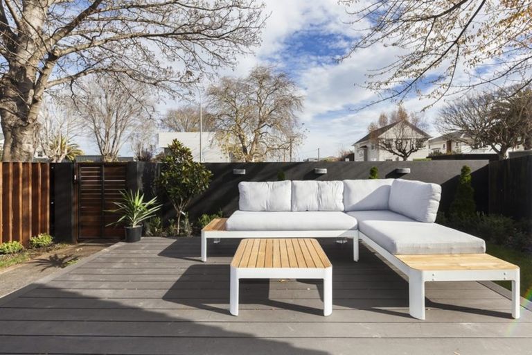 Photo of property in 138 Papanui Road, Merivale, Christchurch, 8014