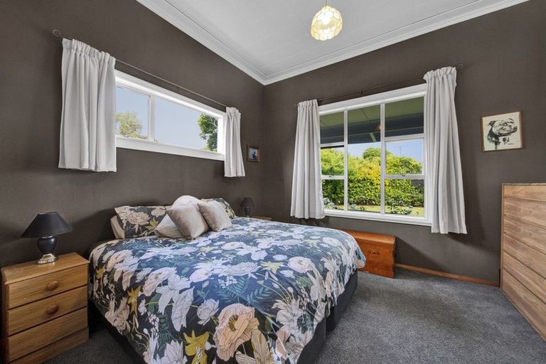 Photo of property in 55 Camberwell Road, Hawera, 4610