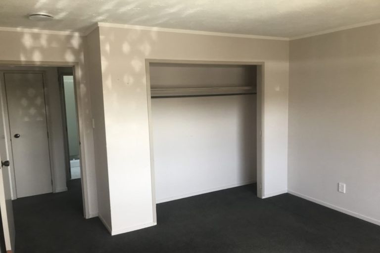 Photo of property in 2/81a Salisbury Road, Birkdale, Auckland, 0626