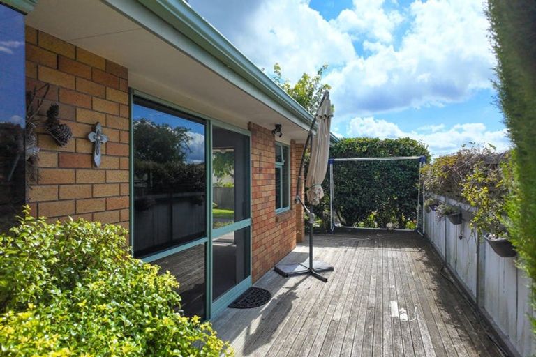 Photo of property in 7 Elmbridge Place, Owhata, Rotorua, 3010