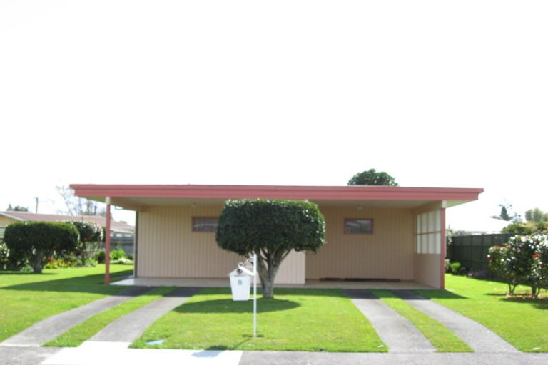 Photo of property in 8 Natana Place, Whakatane, 3120