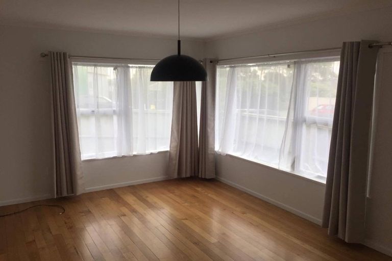 Photo of property in 2/342 Lake Road, Hauraki, Auckland, 0622