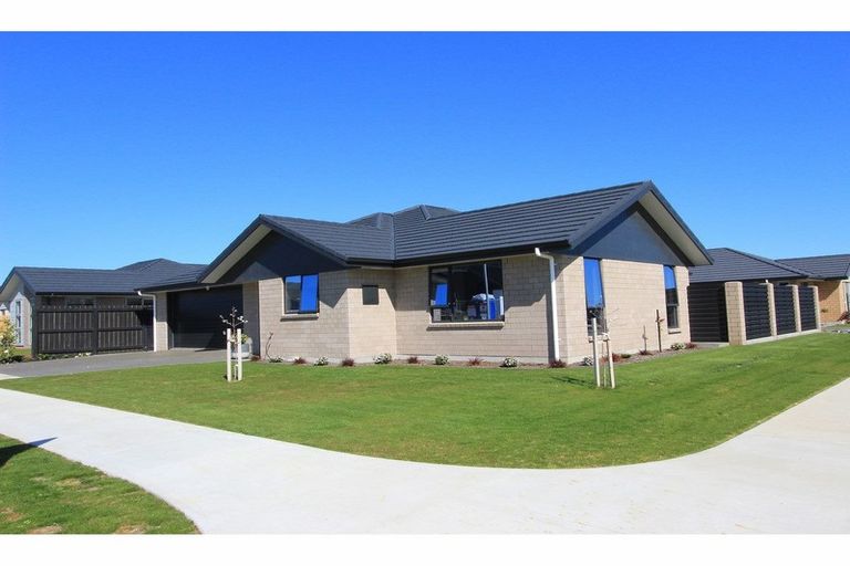 Photo of property in 2 Caproni Road, Burleigh, Blenheim, 7201