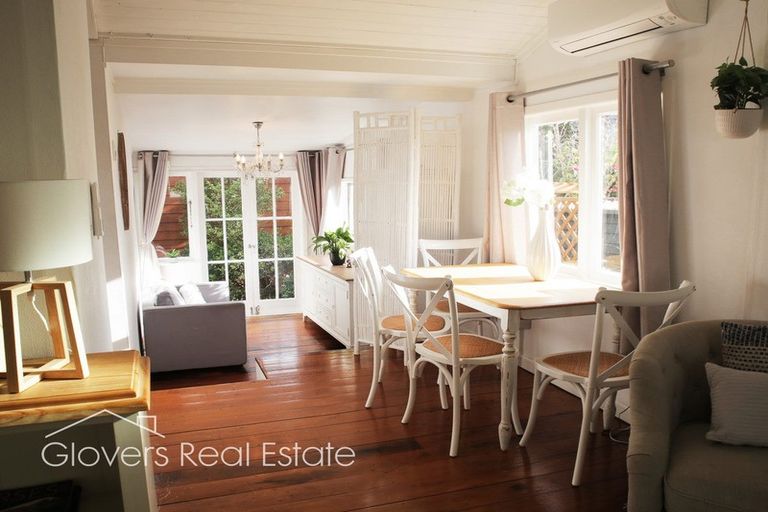 Photo of property in 1/89 Glengarry Road, Glen Eden, Auckland, 0602