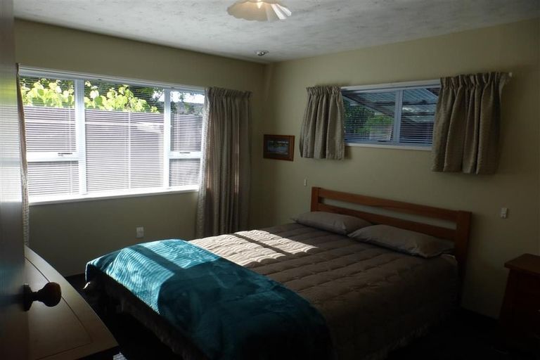 Photo of property in 6 Rowanwood Close, Halswell, Christchurch, 8025