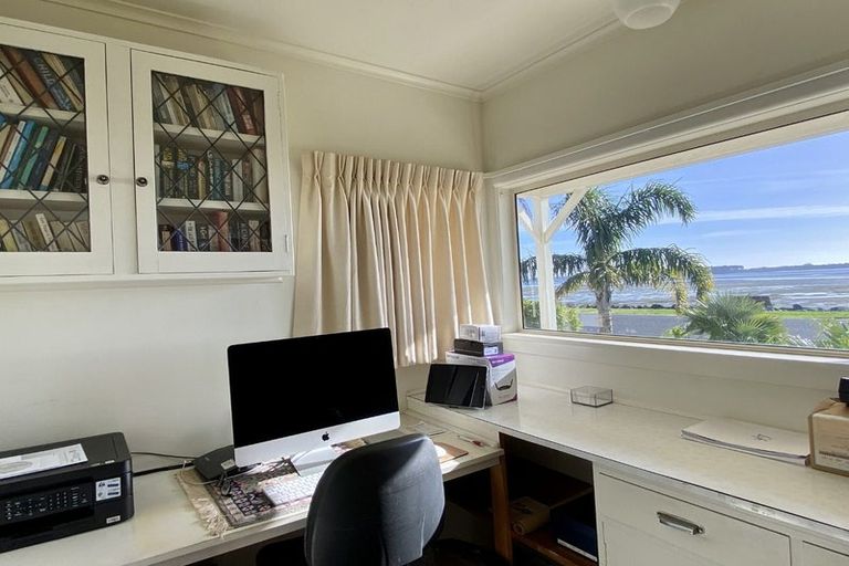 Photo of property in 92 Harbour Drive, Otumoetai, Tauranga, 3110