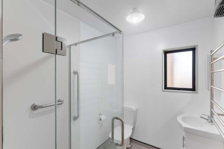 Photo of property in 9 Ropley Street, Amberley, 7410