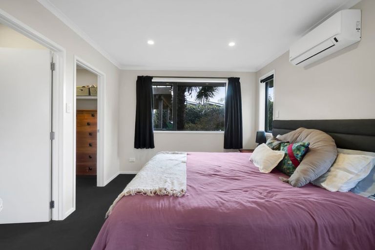 Photo of property in 513 Richmond Road, Lepperton, New Plymouth, 4373