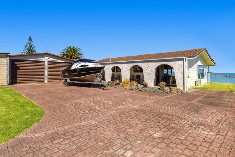 Photo of property in 19 Te Awhe Road, Maketu, Paengaroa, 3189