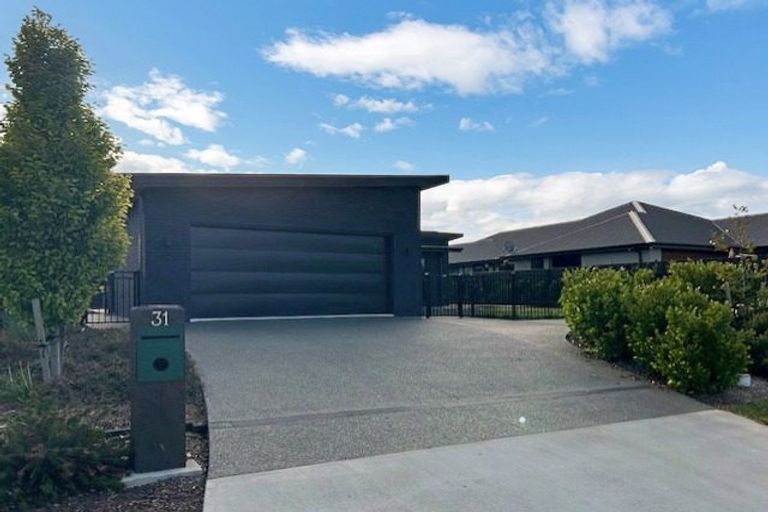 Photo of property in 31 Chesterfield Place, Rangiora, 7400
