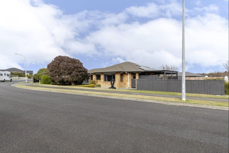 Photo of property in 30 Jules Crescent, Bell Block, New Plymouth, 4312