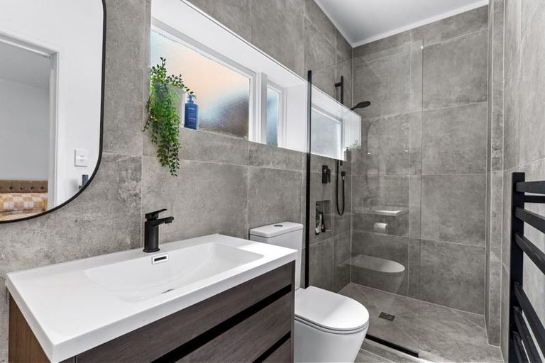 Photo of property in 1/34 Prospect Terrace, Milford, Auckland, 0620