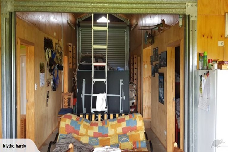 Photo of property in 18 Rawinia Place, Te Kaha, 3199