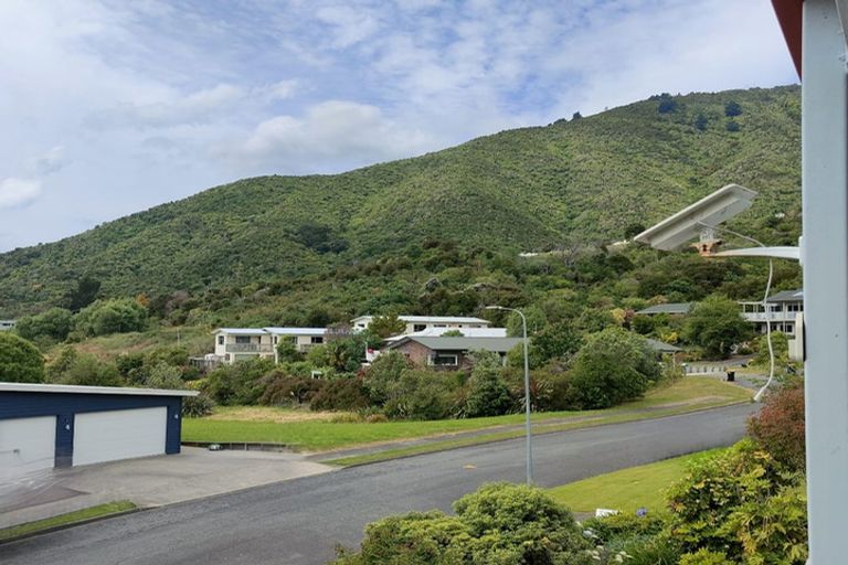 Photo of property in 11 Rimu Terrace, Waikawa, Picton, 7220