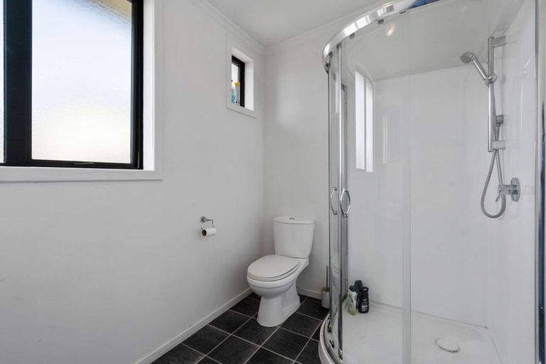 Photo of property in 64 Highfield Terrace, Newfield, Invercargill, 9812