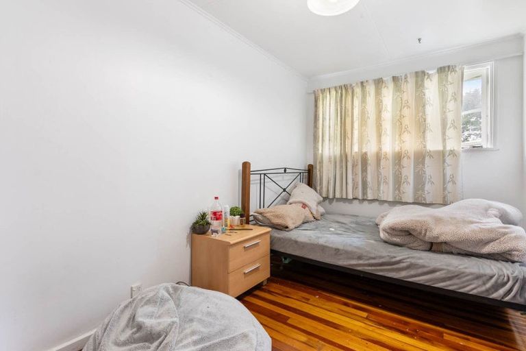 Photo of property in 56b Arimu Road, Papakura, 2110